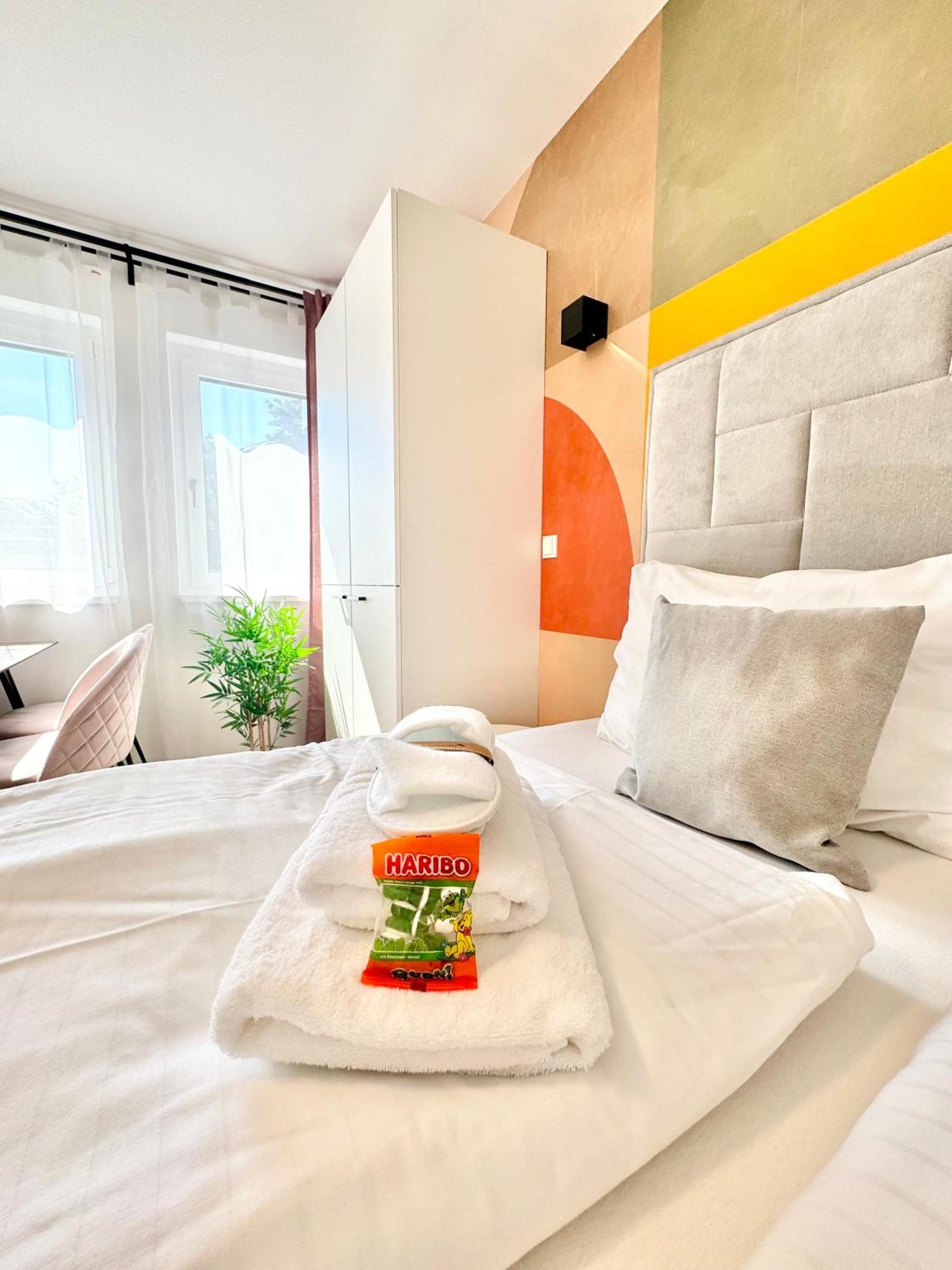 Stylische Wohnung Mit Balkon Bécs Kültér fotó